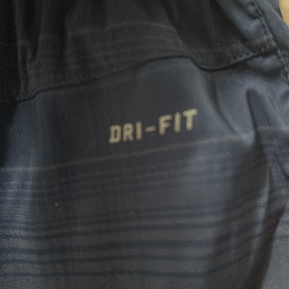 Nike Mens Dri fit shorts - Picture 2 of 5